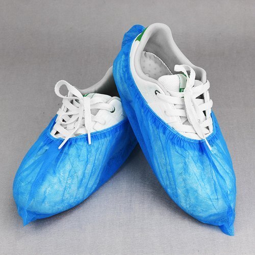 Nonwoven shoes cover